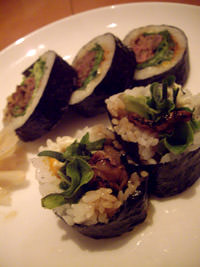 Sushi Den