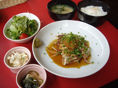 プラス９