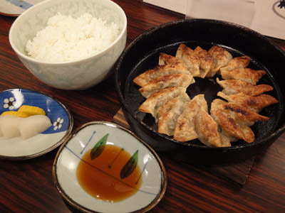 鉄なべ餃子